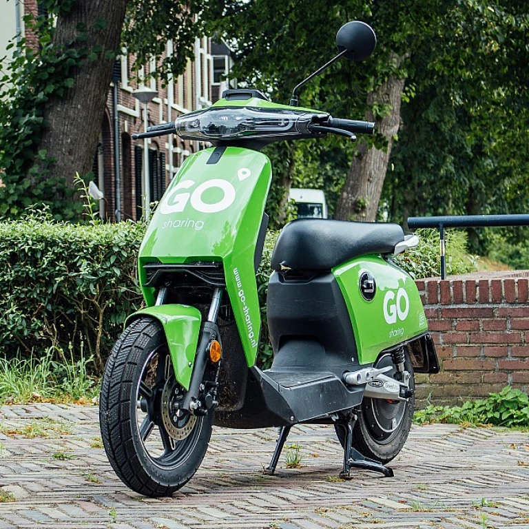 Les scooters électriques avec batterie amovible : un choix pratique et écologique